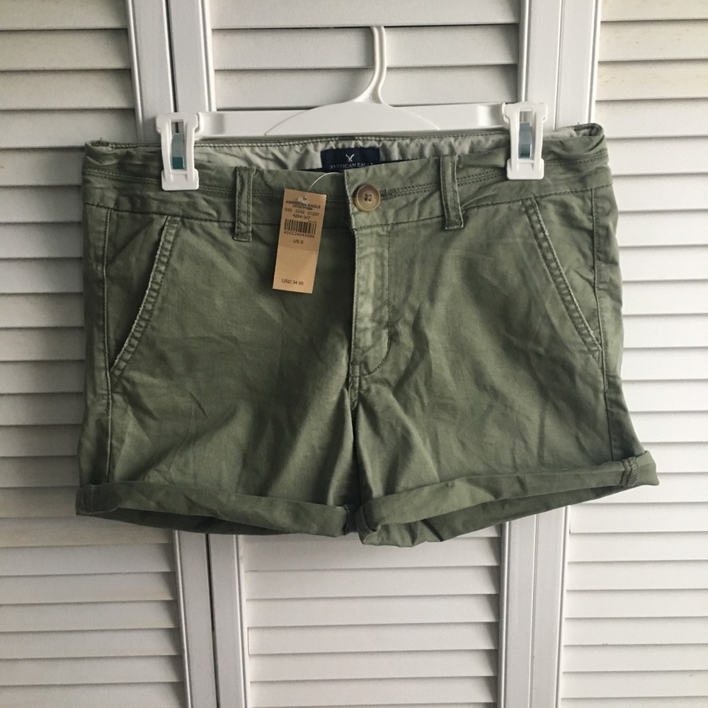 American Eagle NEW Midi Stretch Cargo Shorts